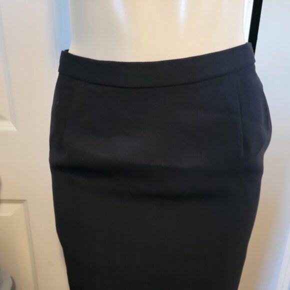 Fabiano Black Below The Knee Pencil Skirt - Picture 4 of 13